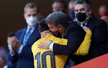 Laporta: "Messi vuole restare, stiamo parlando"