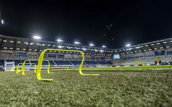 16 December 2020, North Rhine-Westphalia, Paderborn: Football: 2nd Bundesliga, SC Paderborn 07 - Eintracht Braunschweig, Matchday 12, at Benteler Arena. View of the empty turf with floodlights. Photo: David Inderlied/dpa - IMPORTANT NOTE: In accordance with the regulations of the DFL Deutsche FuÃŸball Liga and/or the DFB Deutscher FuÃŸball-Bund, it is prohibited to use or have used photographs taken in the stadium and/or of the match in the form of sequence pictures and/or video-like photo series.