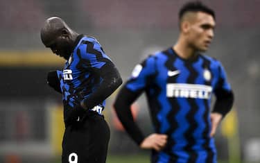 MILAN, ITALY - December 20, 2020: Romelu Lukaku of FC Internazionale and Lautaro Martinez of FC Internazionale look dejected during the Serie A football match between FC Internazionale and Spezia Calcio. FC Internazionale won 2-1 over Spezia Calcio. (Photo by NicolÃ² Campo/Sipa USA)