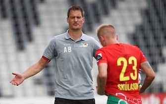 Oostende's head coach Alexander Blessin gestures during a soccer match between Sporting Charleroi and KV Oostende, Saturday 15 August 2020 in Charleroi, on day 2 of the 'Jupiler Pro League' first division of the Belgian soccer championship. BELGA PHOTO VIRGINIE LEFOUR (Photo by VIRGINIE LEFOUR/BELGA MAG/AFP via Getty Images)