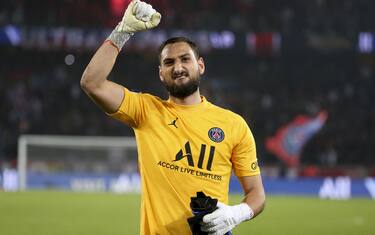 Goalkeeper of PSG Gianluigi Donnarumma celebrates the victory following during the French championship Ligue 1 football match between Paris Saint-Germain and LOSC Lille on October 29, 2021 at Parc des Princes stadium in Paris, France - Photo: Jean Catuffe/DPPI/LiveMedia