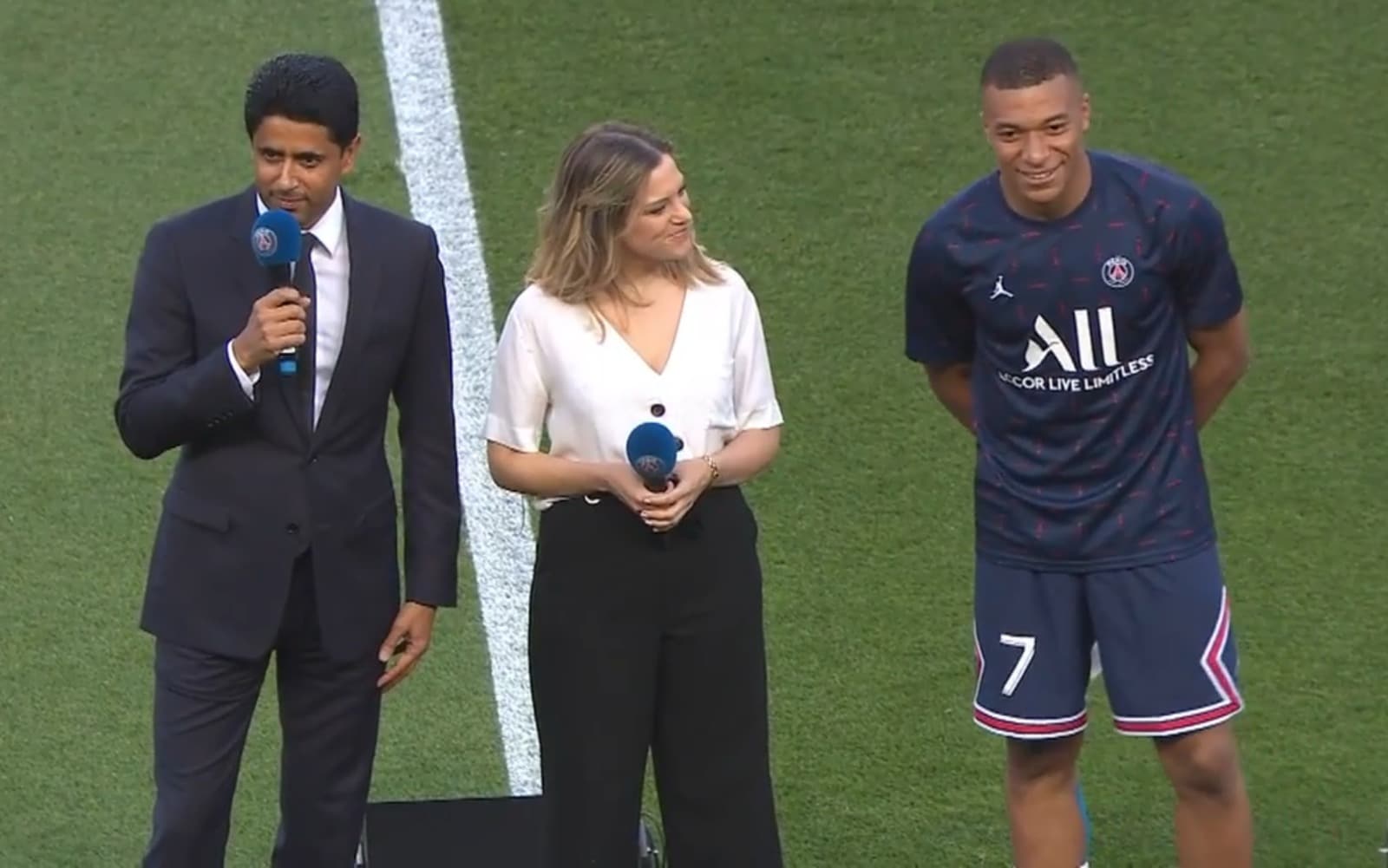 Rinnovo Mbappé, la Liga annuncia un esposto alla Uefa: ...