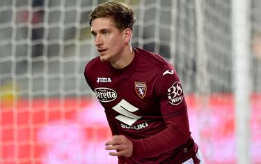 Dennis Praet of Torino FC in action during the Serie A 2021/22 match between Torino FC and Hellas Verona FC at Olimpico Grande Torino Stadium on December 19, 2021 in Turin, Italy Photo ReporterTorino