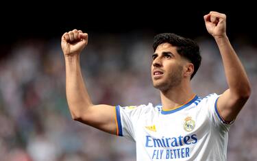 Madrid Spain; 30.04.2022.- Real Madrid player Marco Asensio celebrates his goal. Real Madrid vs Espanyol match of the Spanish Football League on matchday 34 held at the Santiago Bernabeu stadium in Madrid. With the triumph of Real Madrid 4-0, he is crowned champion of the 2021-2022 season in Spain. Final score 4-0 Real Madrid scores Real Madrid, Rodrygo 33_, 43_, Marco Asensio 45_ and Karim Benzema 81_ Photo: Juan Carlos Rojas