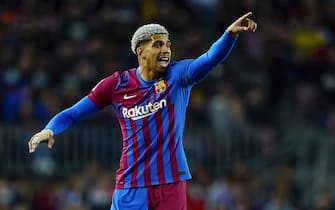 Ronald Araujo of FC Barcelona during the La Liga match between FC Barcelona and Rayo Vallecano played at Camp Nou Stadium on April 24, 2022 in Barcelona, Spain. (Photo by Sergio Ruiz / PRESSINPHOTO)