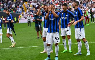 Interâ&#x80;&#x99;s Danilo D'Ambrosio greets the fans at the end of the match  during  Udinese Calcio vs Inter - FC Internazionale, italian soccer Serie A match in Udine, Italy, September 18 2022