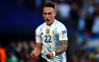 Argentina's Lautaro Martinez celebrates scoring their side's first goal of the game during the Finalissima 2022 match at Wembley Stadium, London. Picture date: Wednesday June 1, 2022.