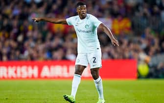 Denzel Dumfries of Inter Milan during the UEFA Champions League match, group C between FC Barcelona and Inter Milan played at Spotify Camp Nou Stadium on October 12, 2022 in Barcelona, Spain. (Photo by Colas Buera / PRESSIN)
