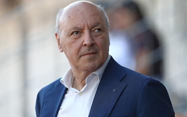 Marotta: "Cerchiamo un profilo alla Bisseck"