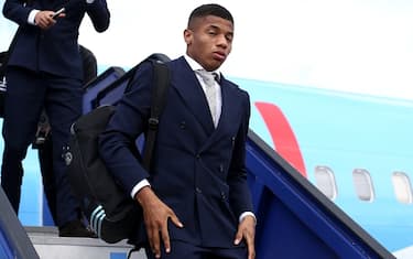 Napoli, Neres in Italia: oggi le visite mediche