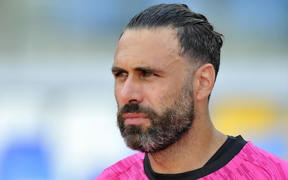 Palermo, possibile ritorno di Sirigu: è svincolato