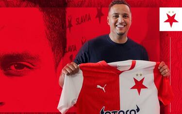Ihattaren trova squadra: va allo Slavia Praga