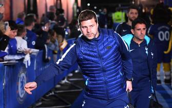 epa07402110 Tottenham Hotspur's manager Mauricio Pochettino arrives to the stadium before the English Premier League soccer match between Chelsea FC and Tottenham Hotspurs at Stamford Bridge in London, Britain, 27 February 2019.  EPA/FACUNDO ARRIZABALAGA EDITORIAL USE ONLY. No use with unauthorized audio, video, data, fixture lists, club/league logos or 'live' services. Online in-match use limited to 120 images, no video emulation. No use in betting, games or single club/league/player publications