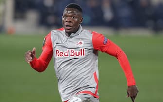 32435847 Patson Daka of FC Salzburg during the UEFA Europa League match, round of 32 between VIllarreal CF and FC Salzburg played at La Cerámica Stadium on February 25, 2020 in VIllarreal, Spain. (Photo by PRESSINPHOTO)