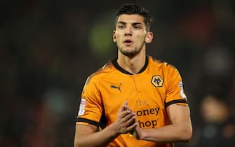 BARNSLEY, ENGLAND - JANUARY 13: Rafa Mir of Wolverhampton Wanderers applauds the fans  during the Sky Bet Championship match between Barnsley and Wolverhampton at Oakwell Stadium on January 13, 2018 in Barnsley, England. (Photo by Robbie Jay Barratt - AMA/Getty Images)