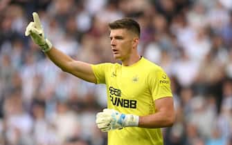 NEWCASTLE UPON TYNE, ENGLAND - JULY 29: Newcastle United goalkeeper Nick Pope reacts during the Pre Season friendly match between Newcastle United and Atalanta at St James' Park on July 29, 2022 in Newcastle upon Tyne, England. (Photo by Stu Forster/Getty Images)