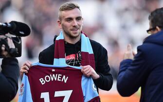 West Ham's new signing English striker Jarrod Bowen is unveiled to fans ahead of the English Premier League football match between West Ham United and Brighton and Hove Albion at The London Stadium, in east London on February 1, 2020. (Photo by Glyn KIRK / AFP) / RESTRICTED TO EDITORIAL USE. No use with unauthorized audio, video, data, fixture lists, club/league logos or 'live' services. Online in-match use limited to 120 images. An additional 40 images may be used in extra time. No video emulation. Social media in-match use limited to 120 images. An additional 40 images may be used in extra time. No use in betting publications, games or single club/league/player publications. /  (Photo by GLYN KIRK/AFP via Getty Images)