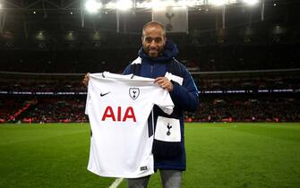 LONDON, ENGLAND - JANUARY 31: Lucas Moura of Tottenham Hotspur poses for a photo with his new Tottenham Hotspur shirt at half time during the Premier League match between Tottenham Hotspur and Manchester United at Wembley Stadium on January 31, 2018 in London, England.  (Photo by Tottenham Hotspur FC via Getty Images)