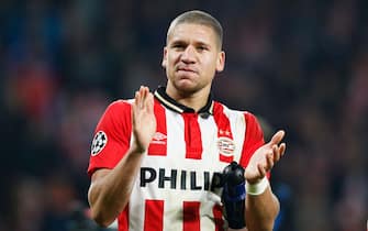 EINDHOVEN, NETHERLANDS - DECEMBER 08:  Jeffrey Bruma of PSV celebrates after victory in the group B UEFA Champions League match between PSV Eindhoven and CSKA Moscow held at Philips Stadium, on December 8, 2015 in Eindhoven, Netherlands.  (Photo by Dean Mouhtaropoulos/Getty Images)