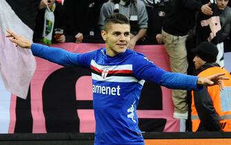 Argentinian forward of Sampdoria, Mauro Icardi, celebrates after scoring the 2-1 against Juventus during Italian Serie A soccer match at the Juventus Stadium in Turin, 6 January 2013. ANSA/ALESSANDRO DI MARCO