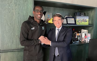 Obiang rinnova col Sassuolo: firma fino al 2025