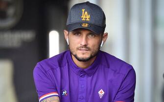 Fiorentina vs Rappresentativa Val di Fassa - Amichevole Pre Camp Foto Massimo Paolone/LaPresse
10 luglio 2019 Moena (Trento), Italia
sport
calcio
Fiorentina vs Rappresentativa Val di Fassa - Amichevole Pre Campionato di calcio Serie A 2019/2020 - stadio "Carlo Benatti"
Nella foto: Cyril Thereau osserva
Photo Massimo Paolone/LaPresse
July 10, 2019 Moena (Trento), Italy
sport
soccer
Fiorentina vs Representative Val di Fassa - Friendly Pre Italian Football Championship League A TIM 2019/2020 - "Carlo Benatti" stadium.
In the pic: Cyril Thereau looks on