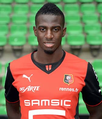 Rennes' L1 football club French defender Tiemoue Bakayoko  poses at the route de Lorient stadium in Rennes, western France, on September 19, 2013. AFP PHOTO THOMAS BREGARDIS        (Photo credit should read THOMAS BREGARDIS/AFP via Getty Images)
