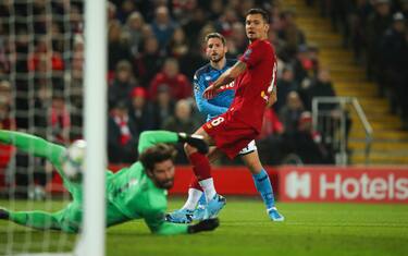 Mertens gol, Napoli a testa alta: 1-1 a Liverpool