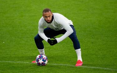 Il Psg ritrova Neymar: convocato per il Dortmund