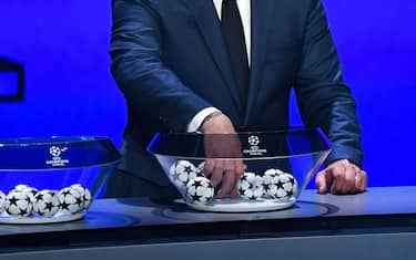 epa07802654 The draw for the UEFA Champions League 2019-20 Group Stage is under way in Monaco, 29 August 2019.  EPA/ALEXANDRE DIMOU