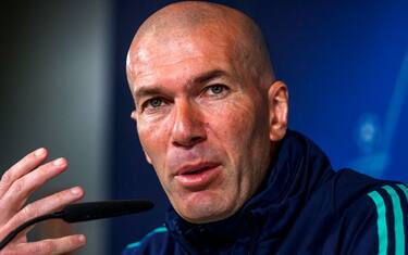 Real, Zidane: "Voglio che Modric e Ramos restino"