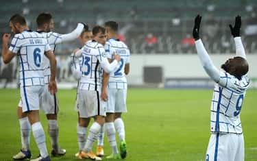 L'Inter vince e spera ancora, 'Gladbach ko 3-2