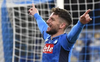Napoli's Dries Mertens jubilates after scoring the goal during the first leg of the UEFA Champions League round of 16 soccer match SSC Napoli vs FC Barcelona at the San Paolo stadium in Naples, Italy, 25 February 2020. 
ANSA/CIRO FUSCO 