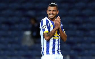PORTUGAL SOCCER UEFA CHAMPIONS LEAGUE epa08796908 FC Porto's Jesus Corona reacts during their UEFA Champions League soccer matchwith Olympique de Marseille held at Dragao stadium, Porto, Portugal, 3rd November 2020. EPA/ESTELA SILVA