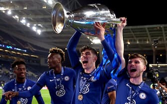 Chelsea's Kai Havertz llifts the trophy with Timo Werner following victory in the UEFA Champions League final match held at Estadio do Dragao in Porto, Portugal. Picture date: Saturday May 29, 2021. (Photo by Nick Potts/PA Images via Getty Images)