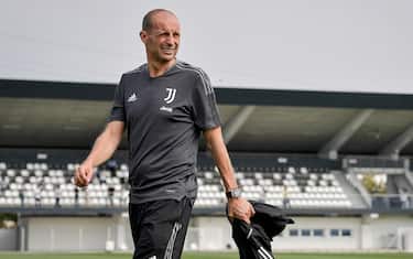 TURIN, ITALY - SEPTEMBER 13: Juventus coach Massimiliano Allegri during a training Session, on the eve of their UEFA Champions League group stage match against MalmÃ¶ FF, at JTC on September 13, 2021 in Turin, Italy. (Photo by Daniele Badolato - Juventus FC/Juventus FC via Getty Images)