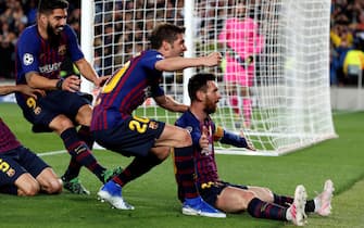 epa07541381 Barcelona's forward Leo Messi jubilates after scoring a goal during the UEFA Champions League first leg semifinal match between FC Barcelona and Liverpool in Barcelona, Catalonia, Spain, 01 May 2019.  EPA/Alberto Estevez