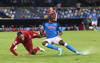  Napoli's foreward Victor Osimhen (R) and  Liverpool’s defender Virgil van Dijk   in action    during the UEFA Champions League first leg group A soccer match between SSC Napoli and Liverpool  FC  at the 'Diego Armando Maradona' stadium in Naples, Italy, 7 September 2022ANSA / CIRO FUSCO