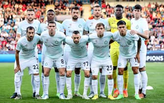 epa10181808 Inter's players pose for photo prior to the UEFA Champions League group C soccer match between Viktoria Plzen and Inter Milan in Plzen, Czech Republic, 13 September 2022.  EPA/MARTIN DIVISEK