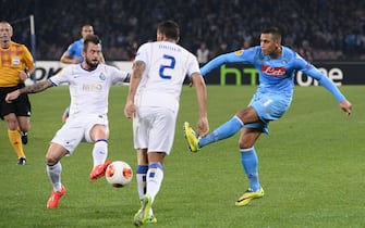 Napoli's Faouzi Ghoulam (R) in action during the 1/8 round 2nd leg UEFA Europa League soccer match SSC Napoli vs FC Porto at San Paolo stadium in Naples, Italy, 20 March 2014.
ANSA/CIRO FUSCO