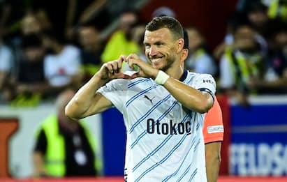 Triplo Dzeko, Mou vince: risultati dei preliminari