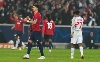 LILLE, FRANCE - NOVEMBER 23: (BILD OUT) Jose Fonte of LOSC Lille celebrate after winning during the UEFA Champions League group G match between Lille OSC and RB Salzburg at Stade Pierre-Mauroy on November 23, 2021 in Lille, France. (Photo by Mario Hommes/DeFodi Images via Getty Images)
