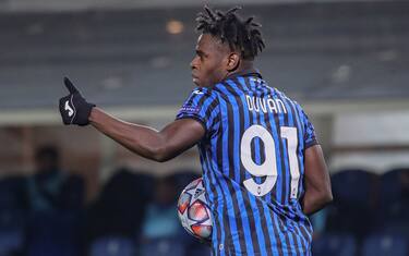 Foto Stefano Nicoli/LaPresse
27-10-2020 Bergamo (Italia)
Sport Calcio
Atalanta Vs Ajax - Uefa Champions League - - Gruppo D Stadio Gewiss
Nella Foto: Duvan Zapata esultanza dopo gol 1-2
Photo Stefano Nicoli/LaPresse
27- 10-2020 Bergamo Italy
Sport Soccer
Atalanta Vs Ajax Uefa Champions League - Group D Gewiss Stadium
In The Picture Duvan Zapata celebrates after scoring 1-2