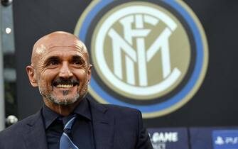 Inter Milans head coach Luciano Spalletti during their UEFA Champions League group B soccer match at the Giuseppe Meazza stadium in Milan, Italy, 18 September 2018. ANSA/DANIEL DAL ZENNARO   