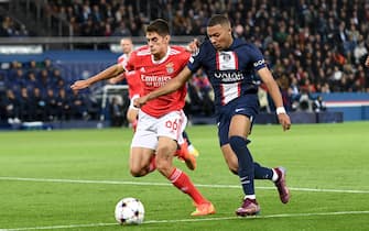 66 Antonio SILVA (ben) - 07 Kylian MBAPPE (psg) during the UEFA Champions League match between Paris Saint-Germain and SL Benfica at Parc des Princes on October 11, 2022 in Paris, France. (Photo by Philippe Lecoeur/FEP/Icon Sport/Sipa USA) - Photo by Icon Sport/Sipa USA