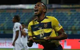 GOIANIA, BRAZIL - JUNE 23: Ayrton Preciado of Ecuador celebrates after scoring the second goal of his team during a Group B match between Ecuador and Peru as part of Copa America Brazil 2021 at Estadio Olimpico on June 23, 2021 in Goiania, Brazil. (Photo by Alexandre Schneider/Getty Images)