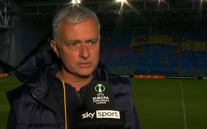 Mourinho: "Campo Vitesse disastroso. No Turnover"
