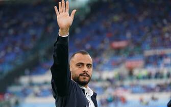 Foto Spada/LaPresse 24 maggio 2023 Roma, Italia - Sport Calcio - ACF Fiorentina vs FC Inter - Finale Coppa Italia Frecciarossa 2022/2023 - Stadio Olimpico di Roma. Nella foto: i giocatori in campo per l'ispezione del terreno di gioco

May 24, 2023 Rome, Italy - Sport Soccer - ACF Fiorentina vs FC Internazionale - Frecciarossa Italian Cup Final 2022/2023 - Olympic stadium of Rome. In the pic:  players on the field for inspection of the playing field