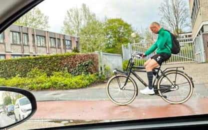 Robben campione semplice: vince e torna in bici