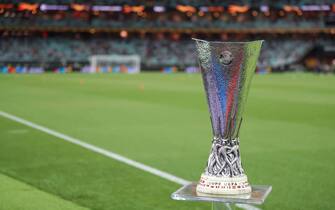 1146875857 BAKU, AZERBAIJAN - MAY 29: The Europa League trophy during the UEFA Europa League Final between Chelsea and Arsenal at Baku Olimpiya Stadionu on May 29, 2019 in Baku, Azerbaijan. (Photo by James Williamson - AMA/Getty Images)